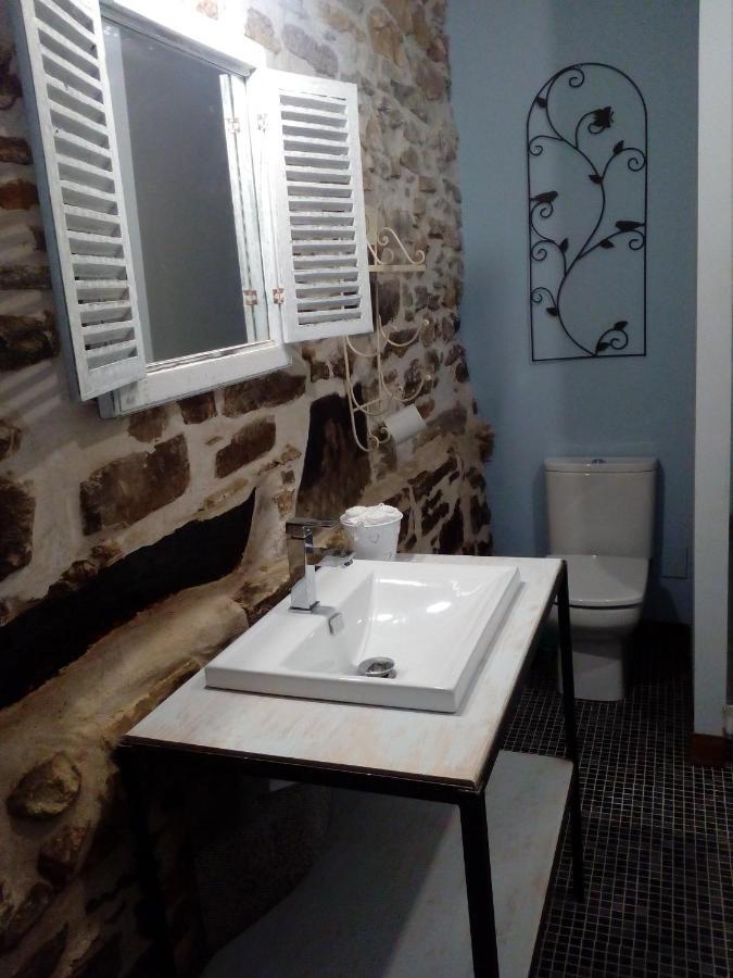 Aux Rosiers Bed & Breakfast Salies-de-Béarn Eksteriør bilde