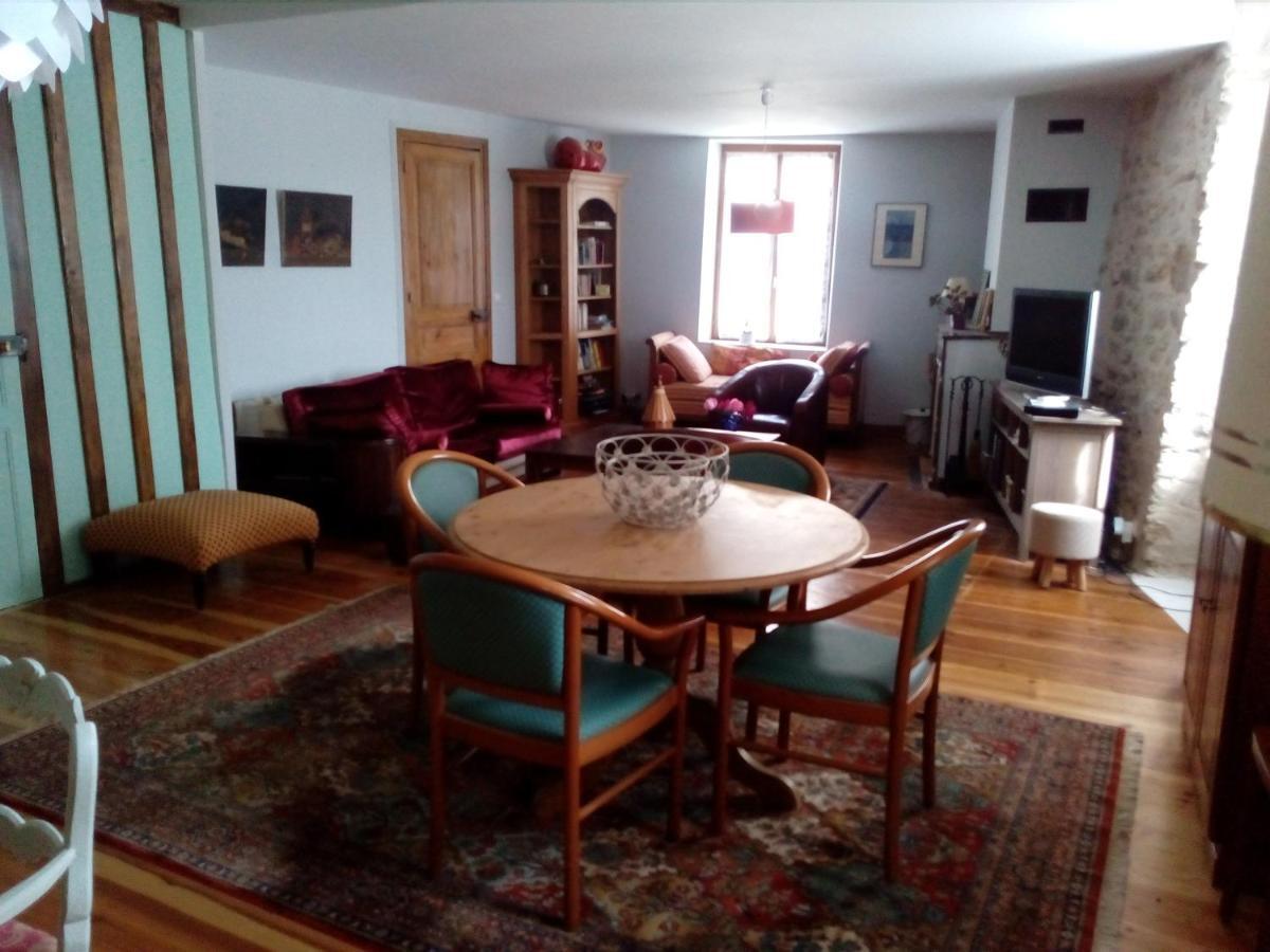 Aux Rosiers Bed & Breakfast Salies-de-Béarn Eksteriør bilde